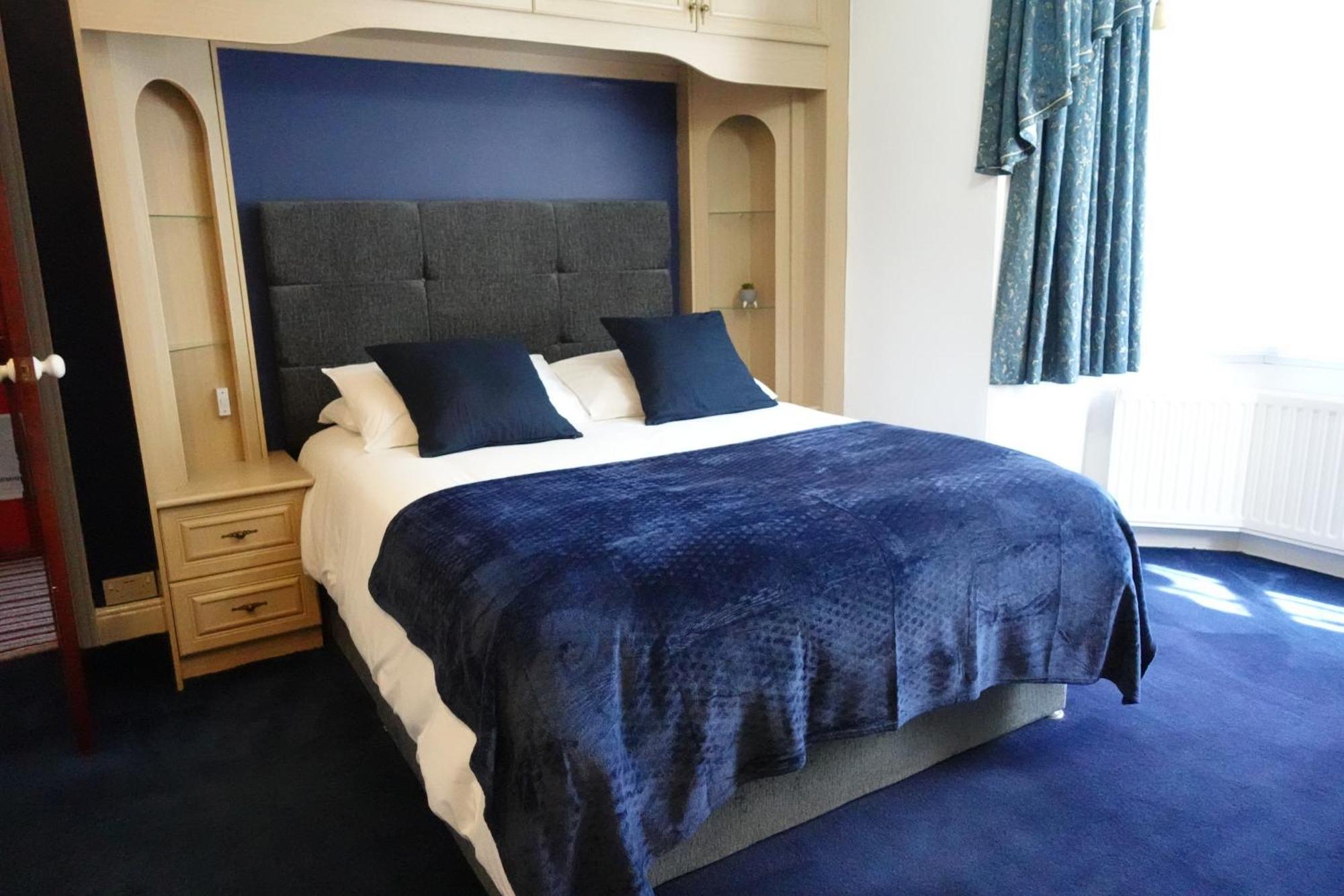 Huge 9 Bed Property Sleeps 17, Near Nec, City Centre, Hs2 Бирмингам Екстериор снимка